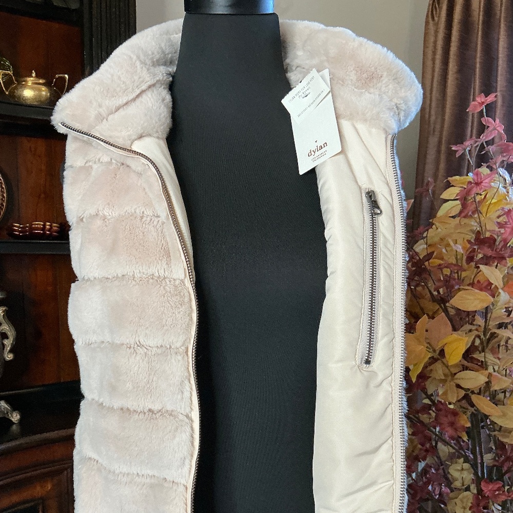 NWT Dylan Los Angeles Faux Fur Zip Up Jacket Ecru Color Size S - Picture 5 of 13